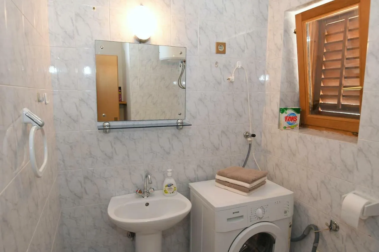 Apartments Jakov Lovran Guest house